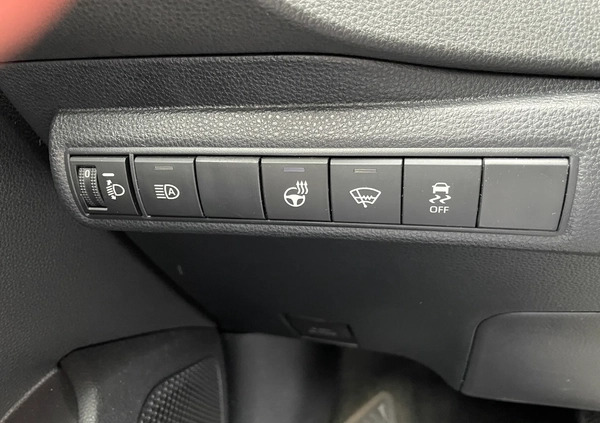 Suzuki Swace cena 85500 przebieg: 40000, rok produkcji 2020 z Szczecin małe 46